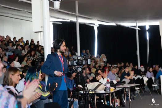 Copyright : Michael Bally